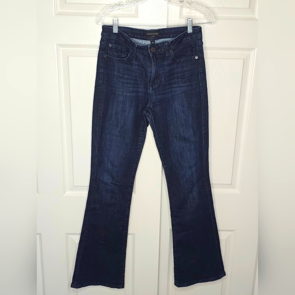 Banana Republic Women’s Wide Leg Dark Wash Boot Cut Jeans Size 28 / 6